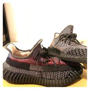 Size 9.5 yeezy